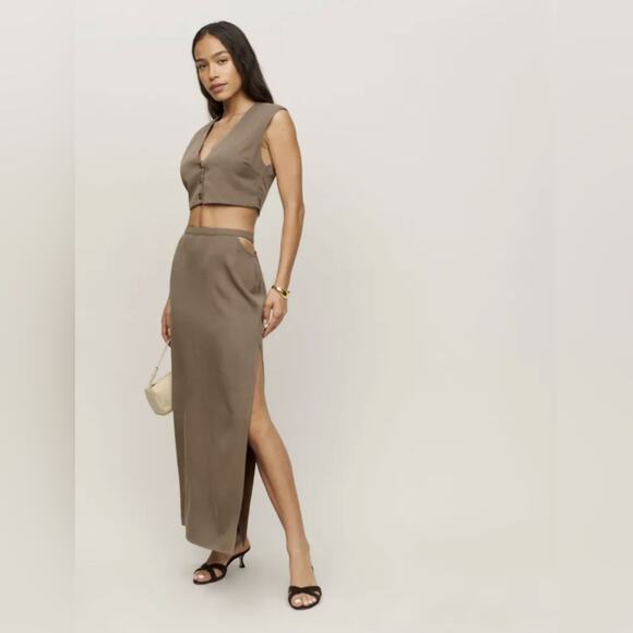 reformation brown maxi dress Lune Silk Black Bean Mesh Sleeveless  The Closet New York Reformation Halterneck Long Dress -